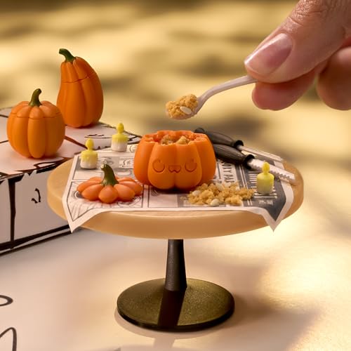 MGA's Miniverse Make It Mini Halloween 3-Pack – Beetlejuice Mini Collectibles, DIY Resin Play, 8+