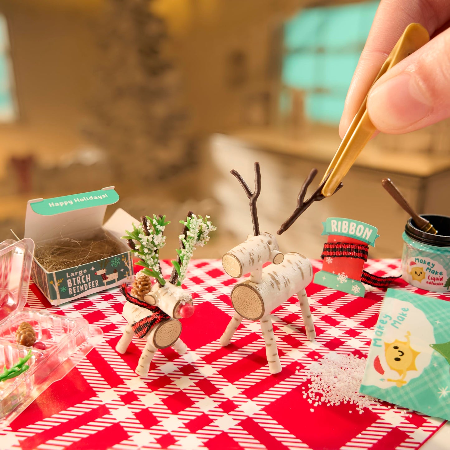 MGA's Miniverse Make It Mini Holiday 2025 – Grinch Dr. Seuss Mini Collectibles