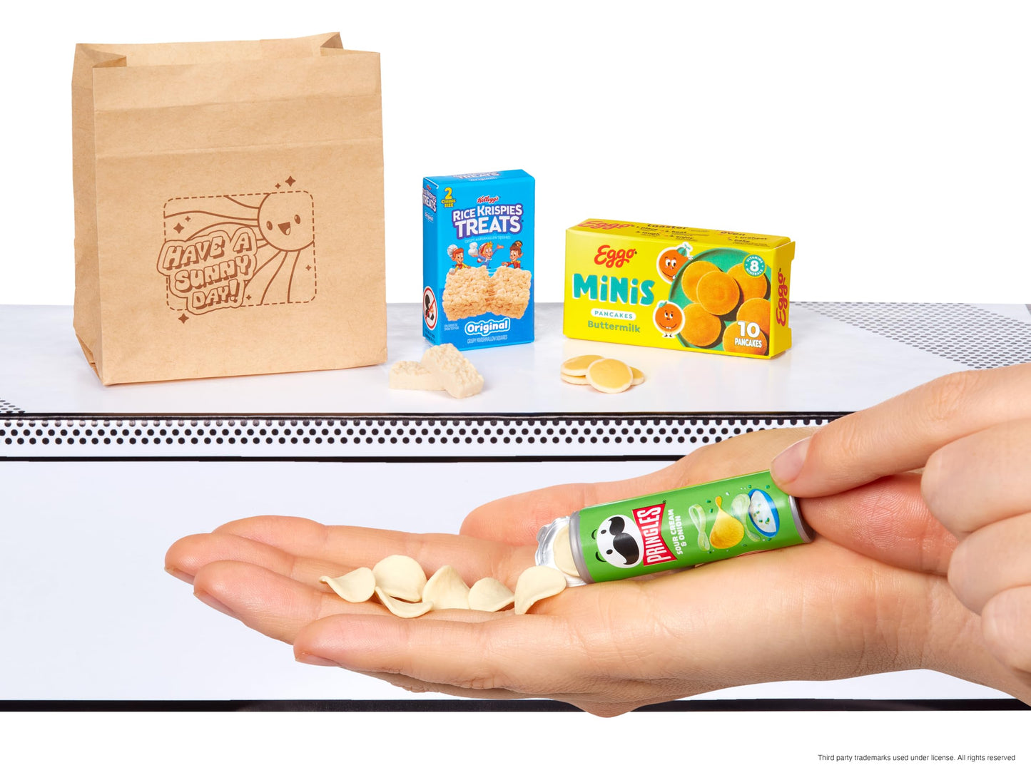 MGA's Miniverse Real Brands Mini Collectibles – Mystery Pack, Replica Food, 8+