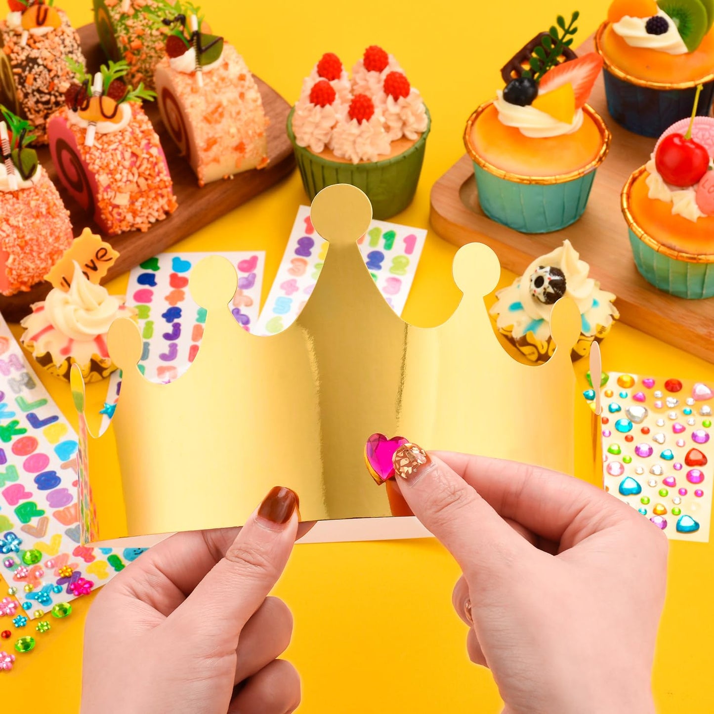 MGZTTHW Gold Paper Crowns – 10pc DIY Birthday Crowns for Kids & Classroom Decor