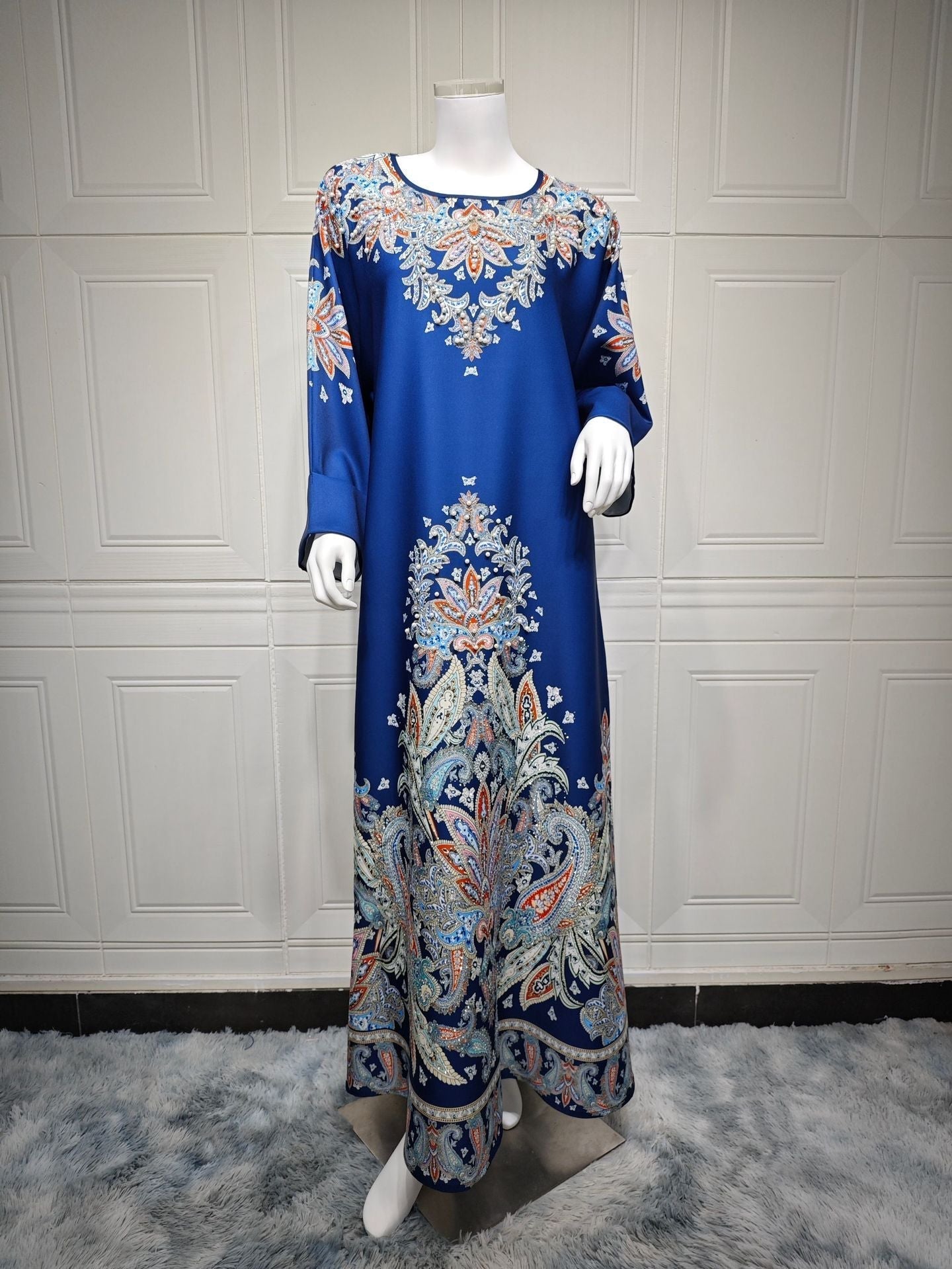 Middle Eastern Women's Elegant Dress