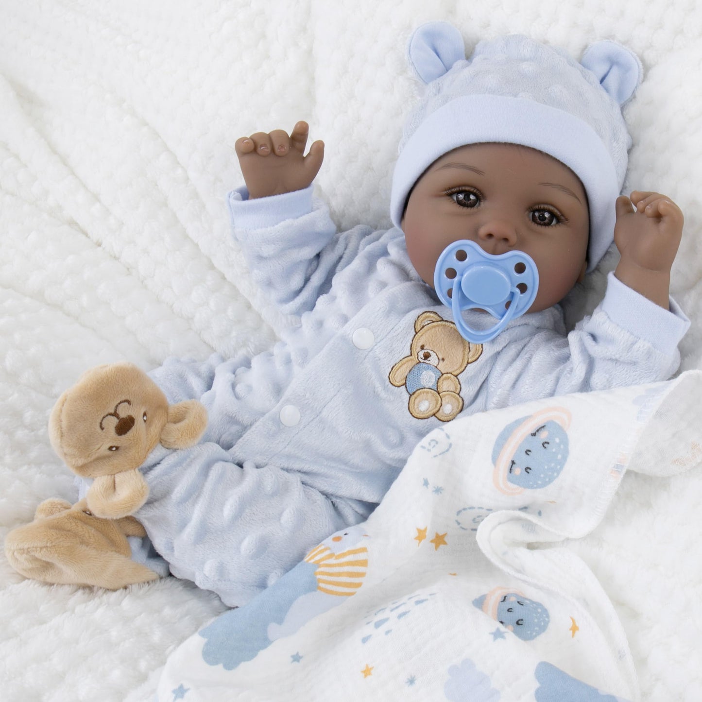 Milidool Black 18-Inch Reborn Baby Doll Boy – Lifelike African American Silicone Infant with Gift Set