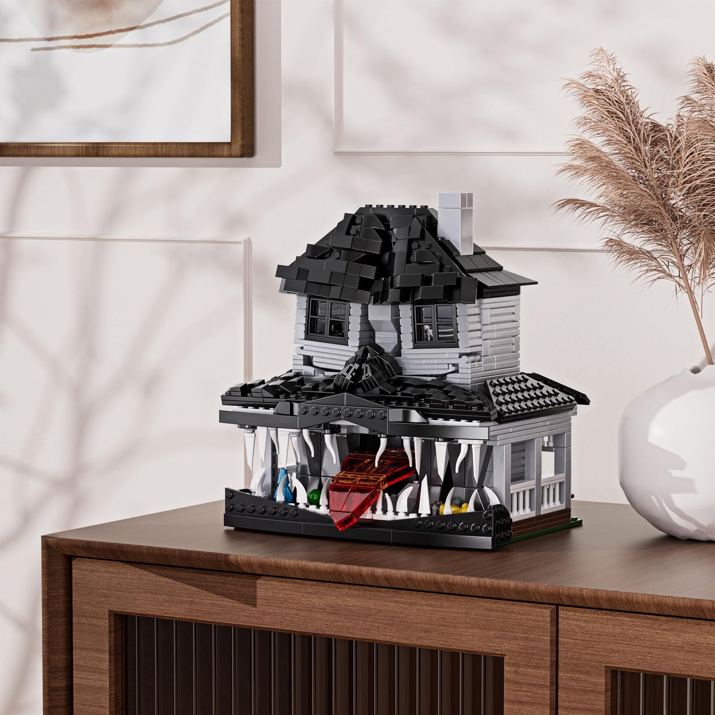 Millionspring Monster House Building Block Set – 750 PCS, Dual-View LEGO-Compatible Horror Kit
