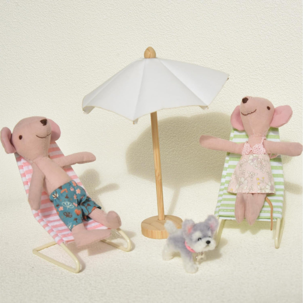 Minamzee 1:12 Miniature Beach Accessories Set — Metal Beach Recliners, Wooden Sun Umbrella & Folding Table (Blue + Yellow)