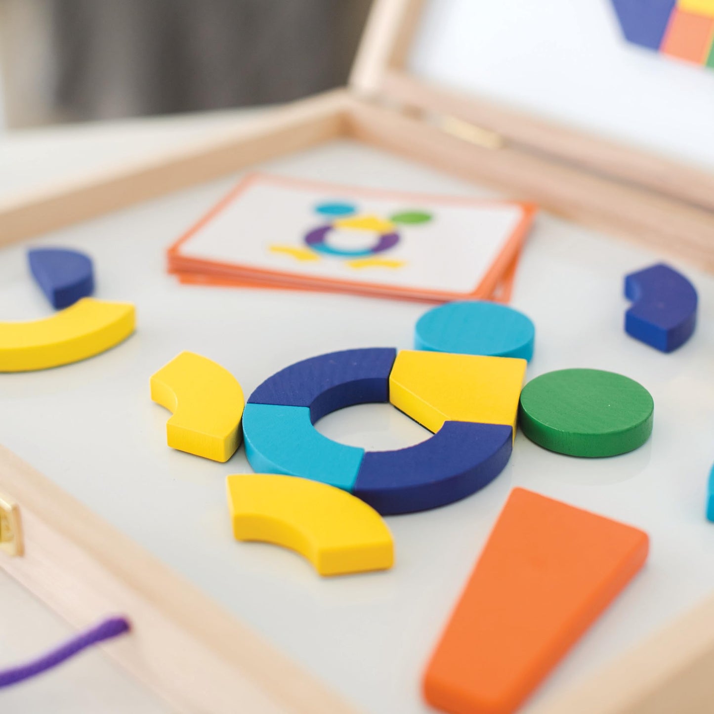 MindWare Imagination Magnets: Wooden Pattern Blocks Set – 42 Magnetic Blocks, 50 Puzzles, Carrying Case