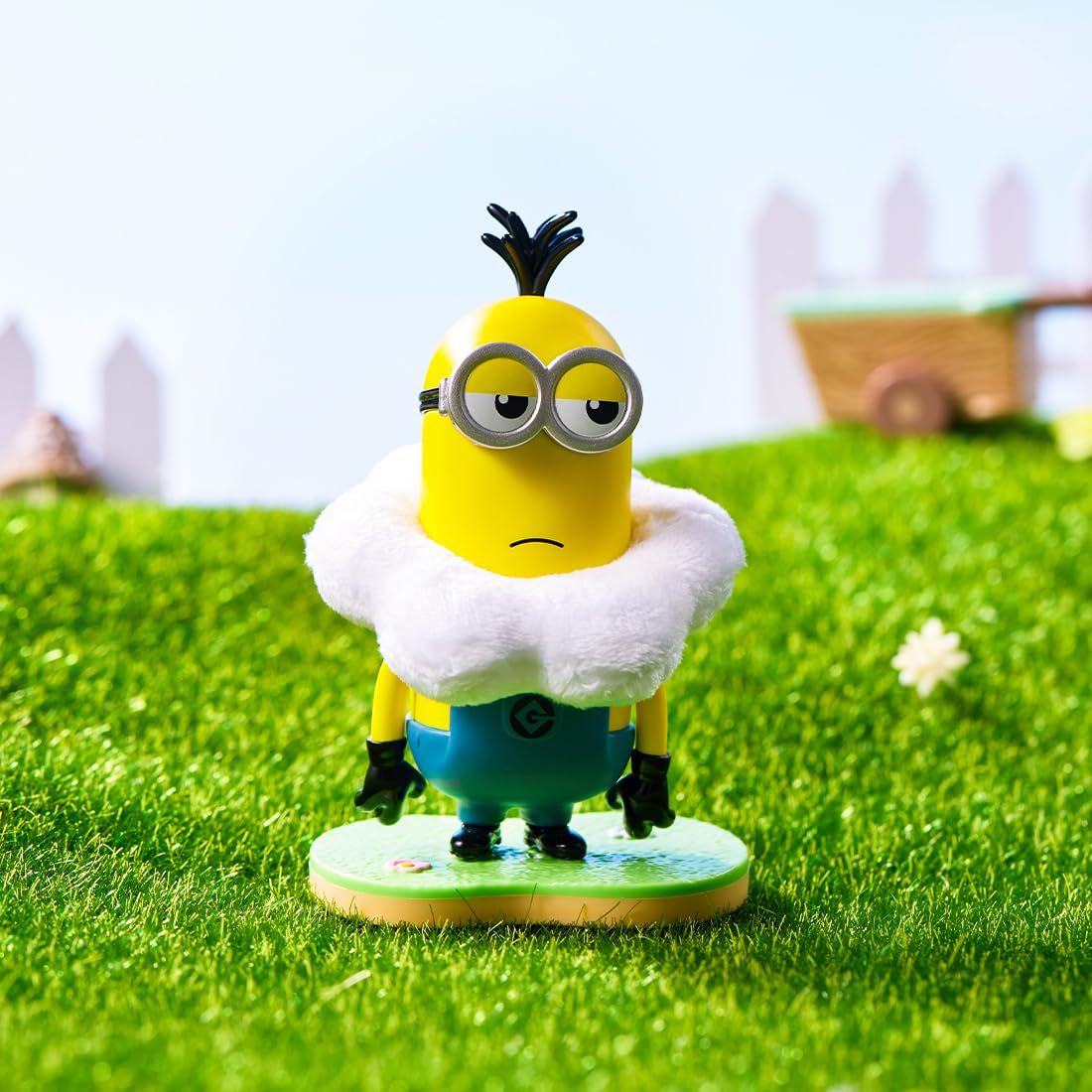 MINISO Minions Flower Garden Surprise Blind Box Figure – Random One