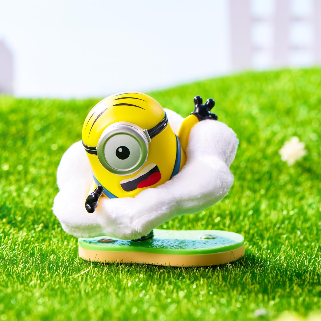 MINISO Minions Flower Garden Surprise Blind Box Figure – Random One