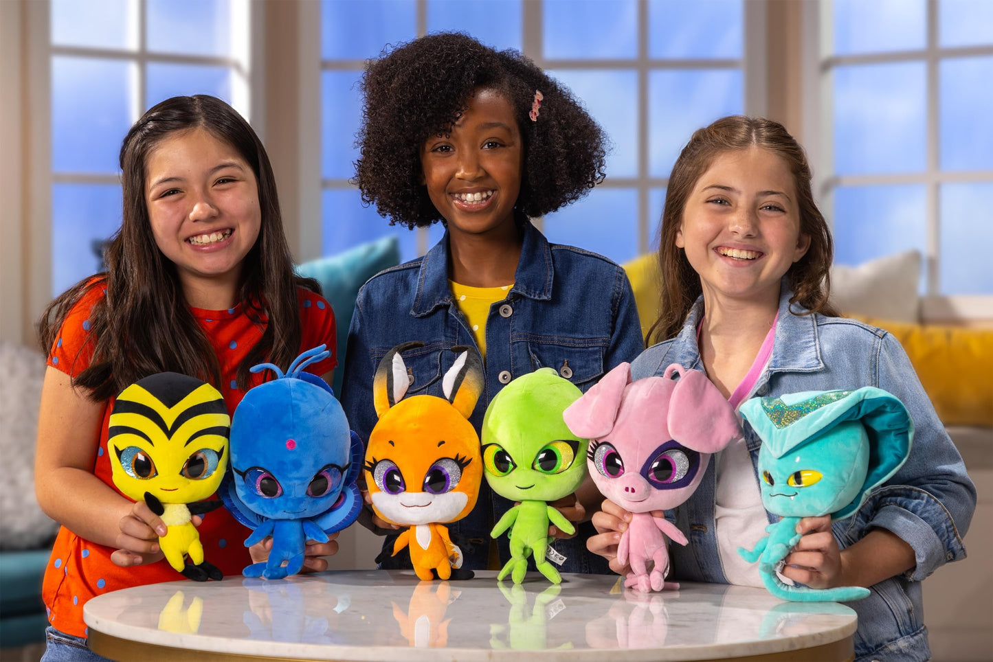 Miraculous Kwami Mon Ami Plush Toy – Duusu the Peacock, 9-Inch Collectible Plush | Ladybug & Cat Noir | Gift for Kids & Collectors