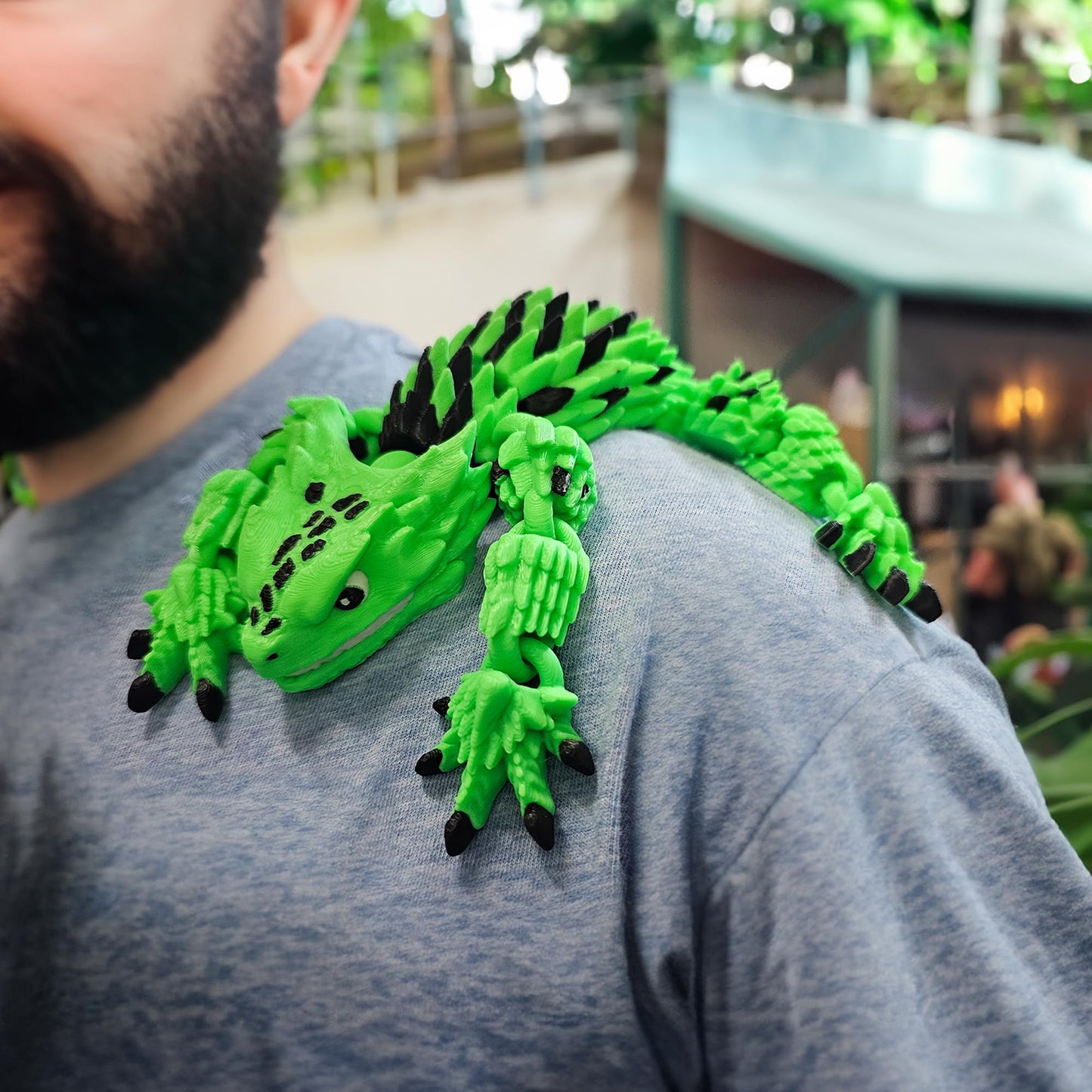 Mivi Collection: Stylish Articulated Armadillo Lizard — 3D-Printed Fidget Figurine (Red Ironflare)