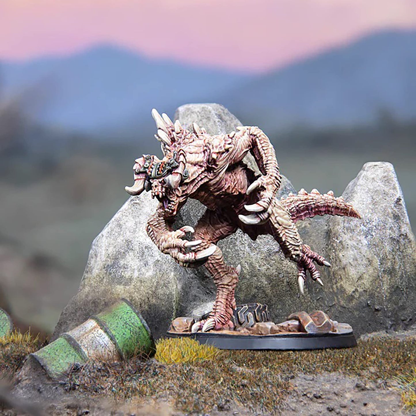 Modiphius Fallout Wasteland Warfare: Enclave-Domesticated Deathclaw Miniature (32mm) – Capital Wave