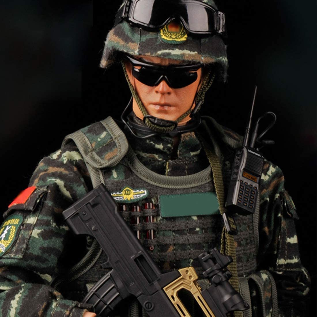 MoJyetli 1/6 Soldier Action Figure – Realistic Military Police Model with Accessories