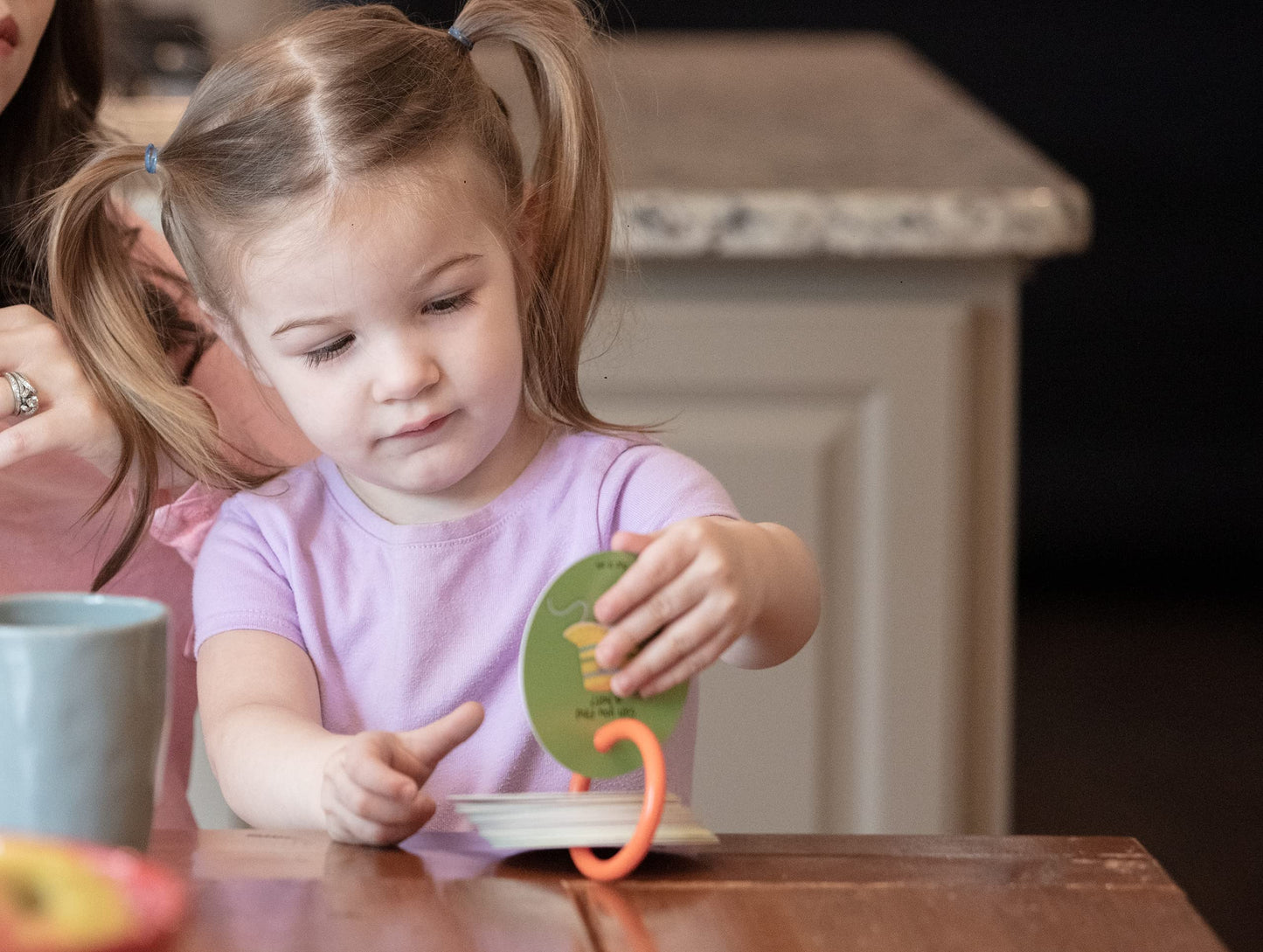 MOLLYBEE KIDS Toddler Scavenger Hunt Cards – Indoor Learning for Ages 2–3
