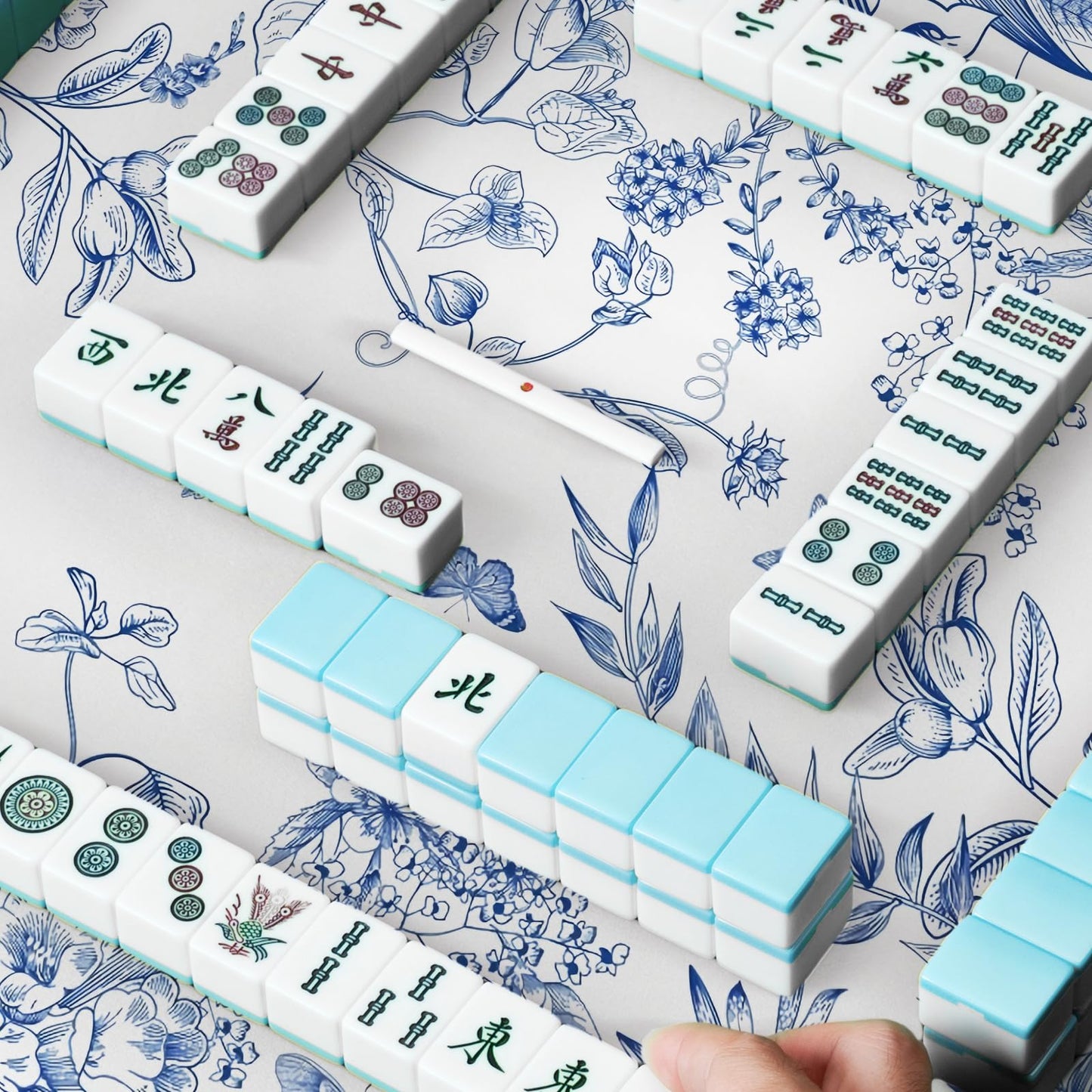Molovsiny Mahjong Mat Blue Reverie — Durable, Quiet Table Cover for Mahjong