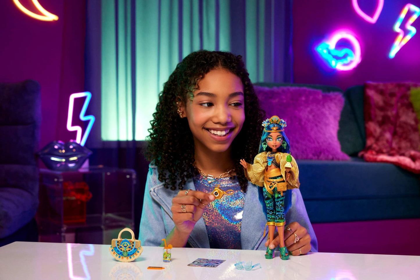 Monster High Cleo De Nile Monster Fest Doll – Glam Outfit & Festival Accessories