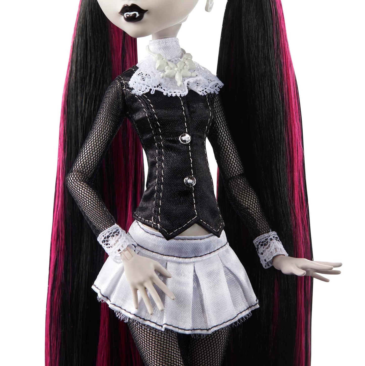 Monster High Reel Drama Draculaura Doll — Black & White Collectible with Doll-Size & Life-Size Posters