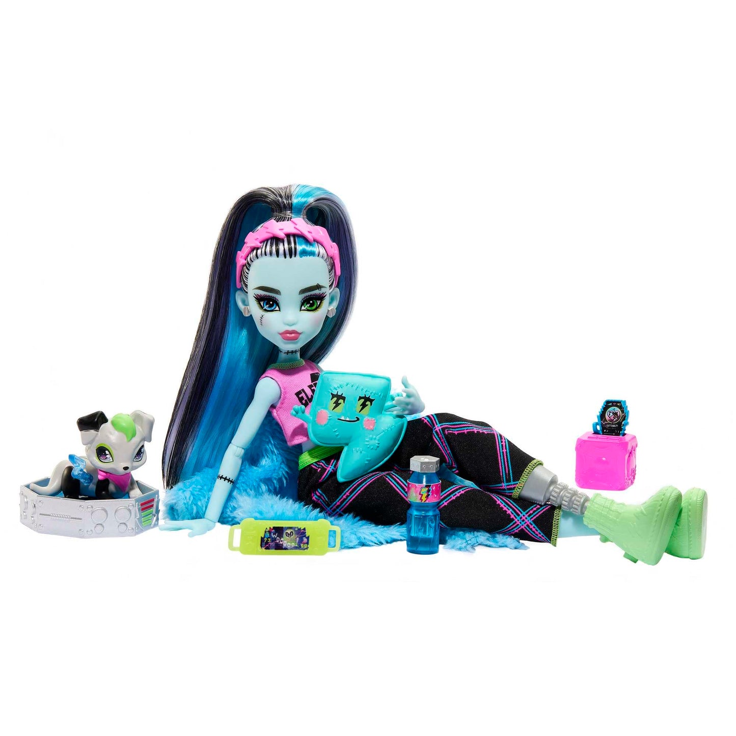 Monster High Creepover Party Frankie Stein Doll with Watzie – Sleepover Accessories