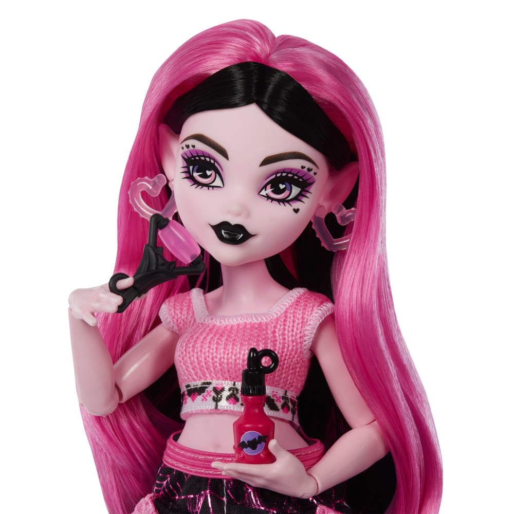 Monster High Self-Scare Secrets Draculaura Doll + 13 Surprises – Realistic Spa Tools & Custom Mood Board