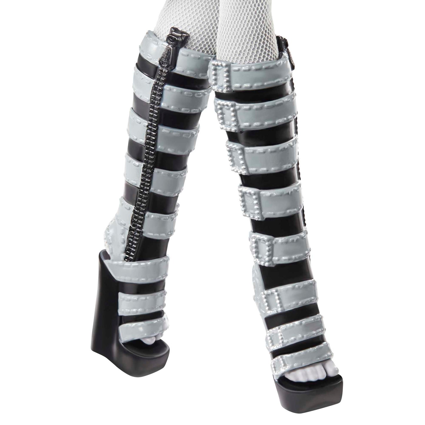 Monster High Reel Drama Doll: Clawdeen Wolf in Black and White with Posters
