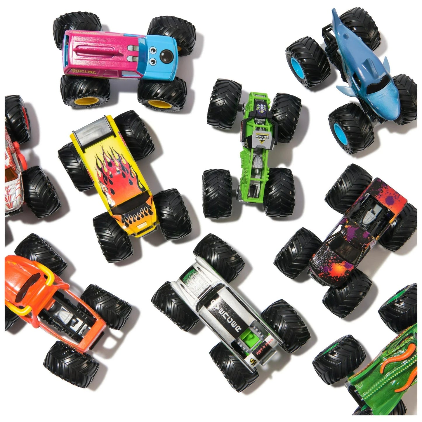 Monster Jam 2025 Official 1:64 Diecast – 44 Trucks On Duty Classroom Crusher School Bus
