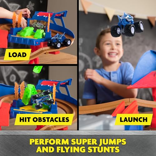 Monster Jam Supercharge Speedway Playset – 24-Inch Monster Dirt Arena with 2 Lbs Monster Dirt and Exclusive 1:64 Die-Cast Trucks