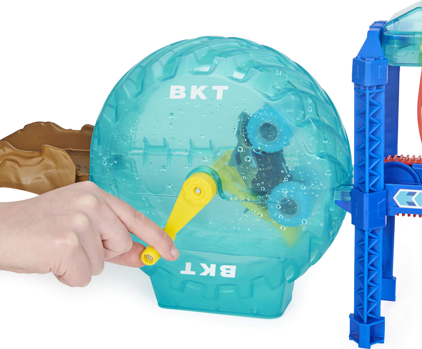 Monster Jam Megalodon Monster Wash Playset with Color-Changing Truck – Interactive Water Play for Ages 3+
