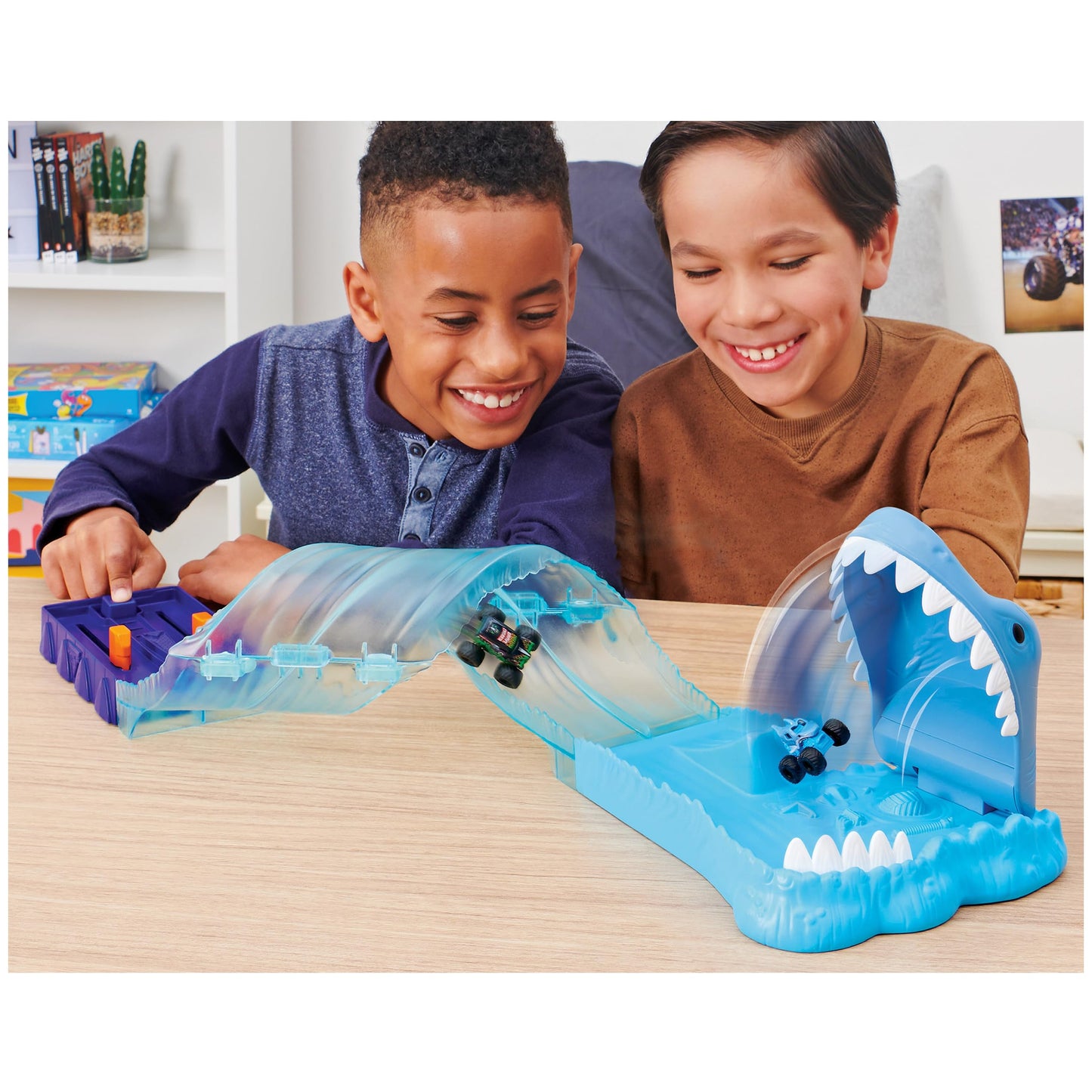 Monster Jam Mini Megalodon Race & Chomp Playset — 2 Exclusive Trucks, 1:87 Scale