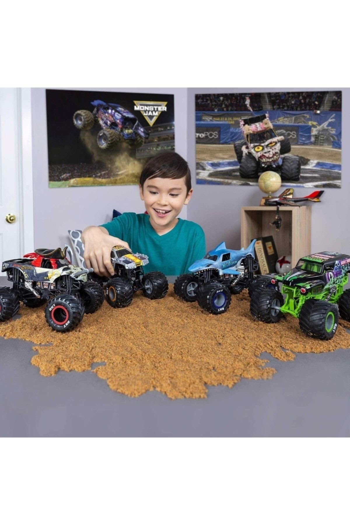MNJ VHC 1to24 DC ElToroLoco C2 UPCX GML | Official Monster Jam 1:24 Scale Truck