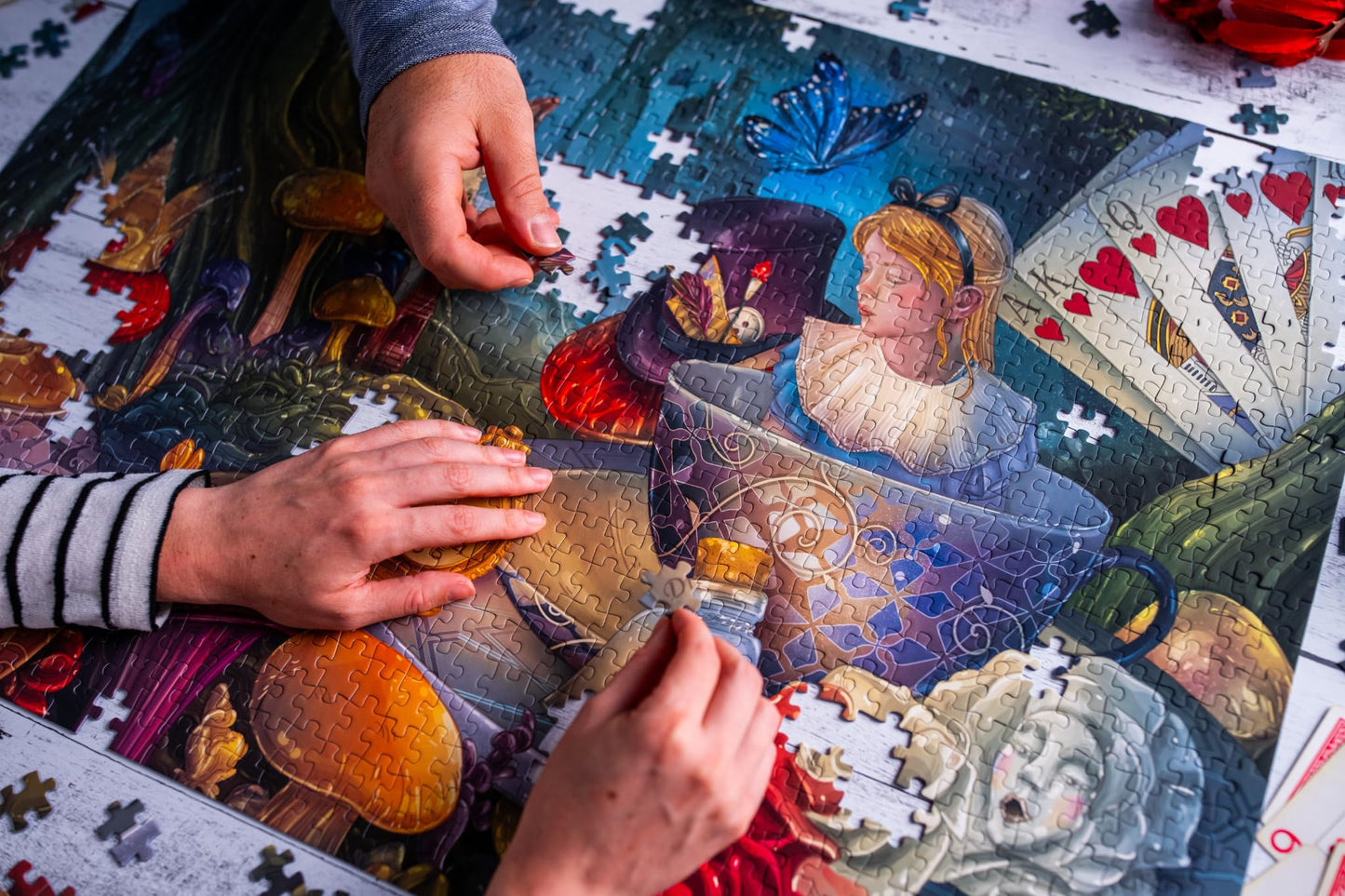 Mosaic Puzzles: Through The Looking Glass – Premium 1000-Piece Jigsaw Puzzle for Adults