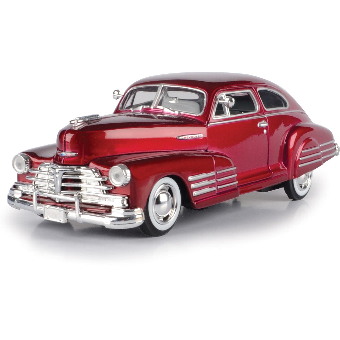 Motormax 1948 Chevy Aerosedan Fleetline 1:24 Diecast Model