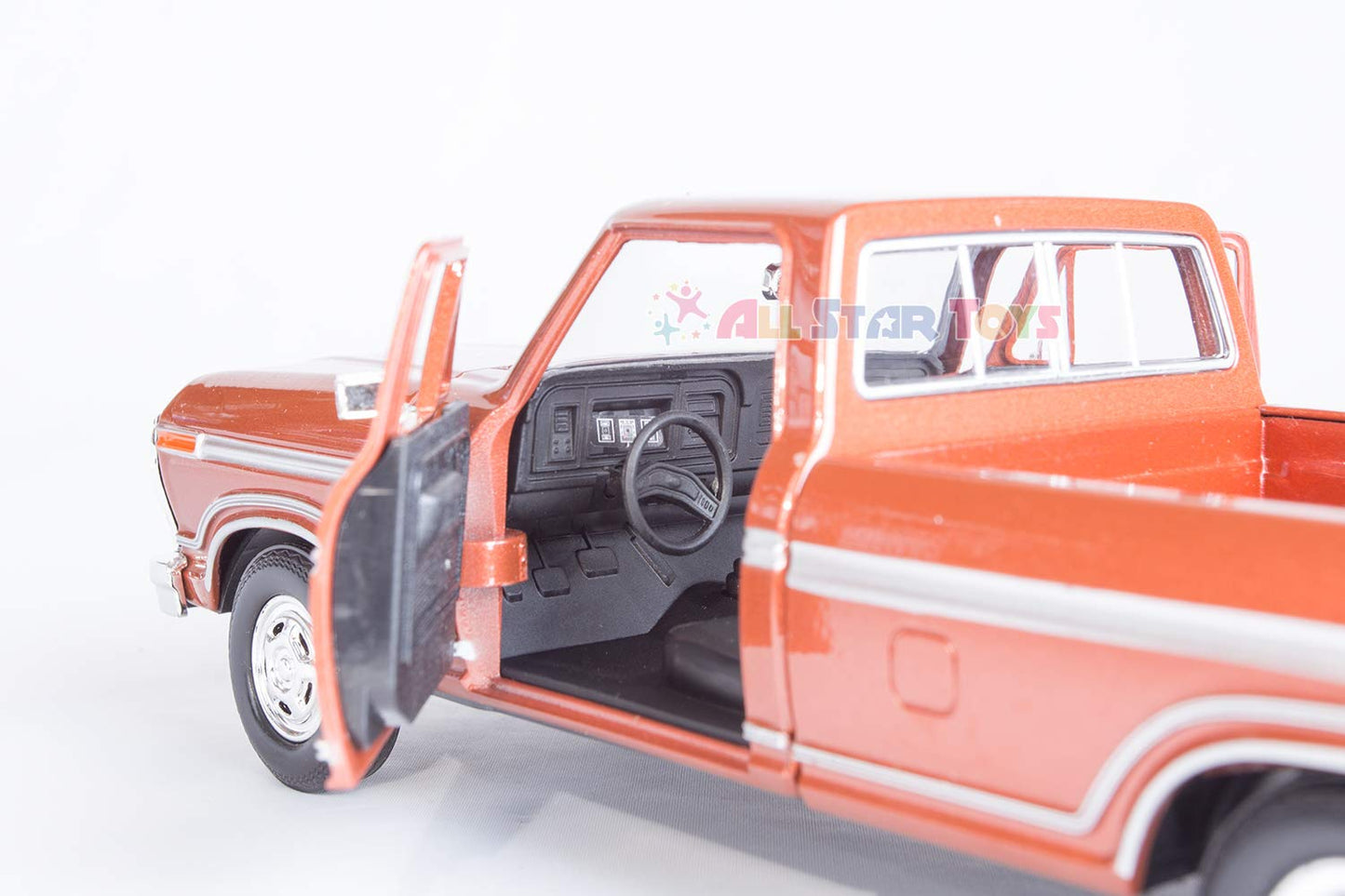 Motormax 1979 Ford F-150 Diecast Model 1:24 – Brown | Official Licensed