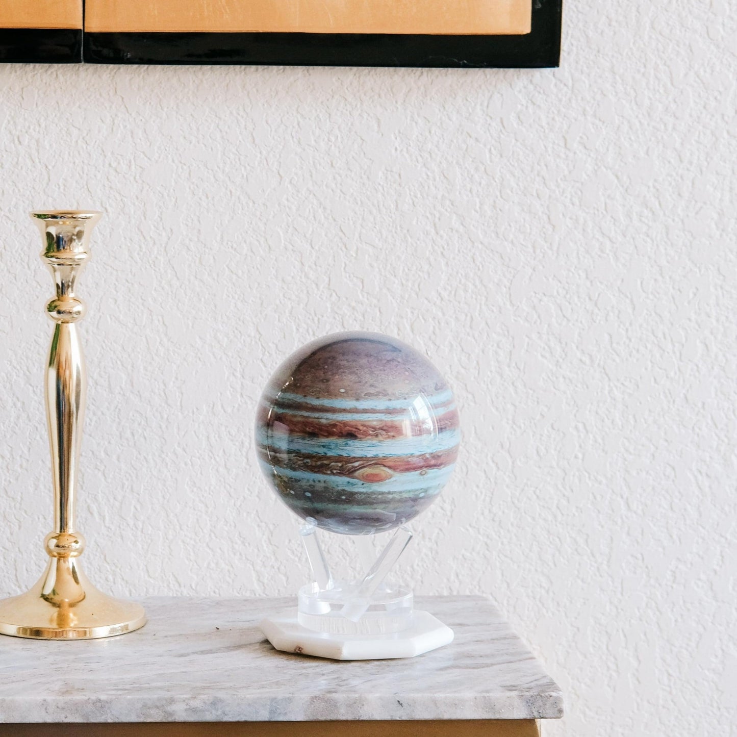 MOVA Jupiter Globe 6-Inch – Solar-Powered Floating Desk Display | No Cords or Batteries