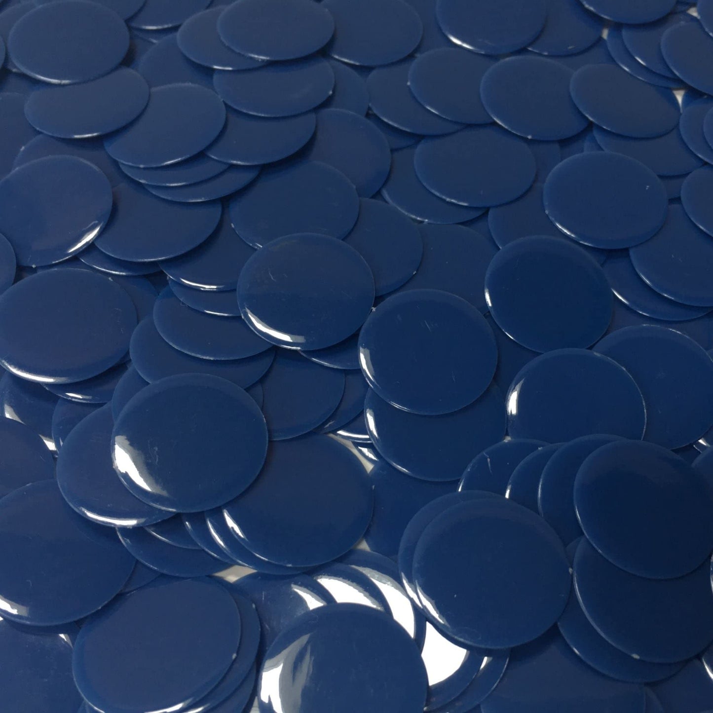 MR CHIPS Plastic Bingo Chips – 1000 Count, 3/4 Inch, Solid & Transparent Colors