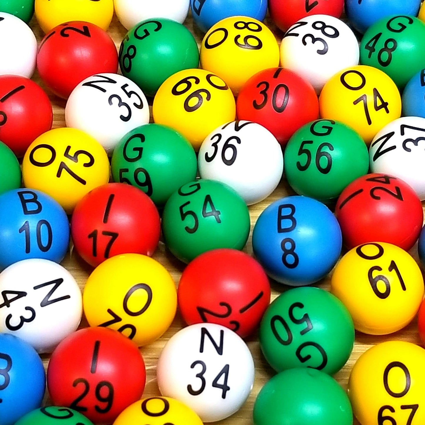 MR CHIPS Easy Read Bingo Balls – 7/8 Inch Diameter, Fade & Scratch Resistant, Color-Coded