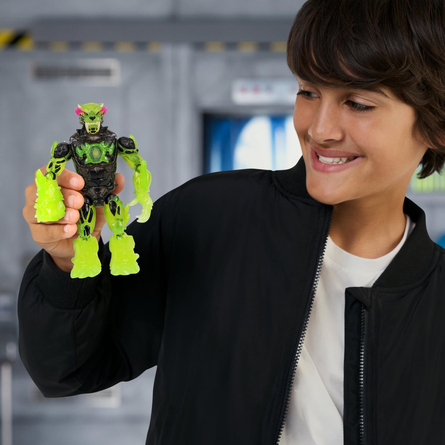 MRBEAST LAB Hyper Fusion Mutators: Atomic Earth Panther 5.5in Figure