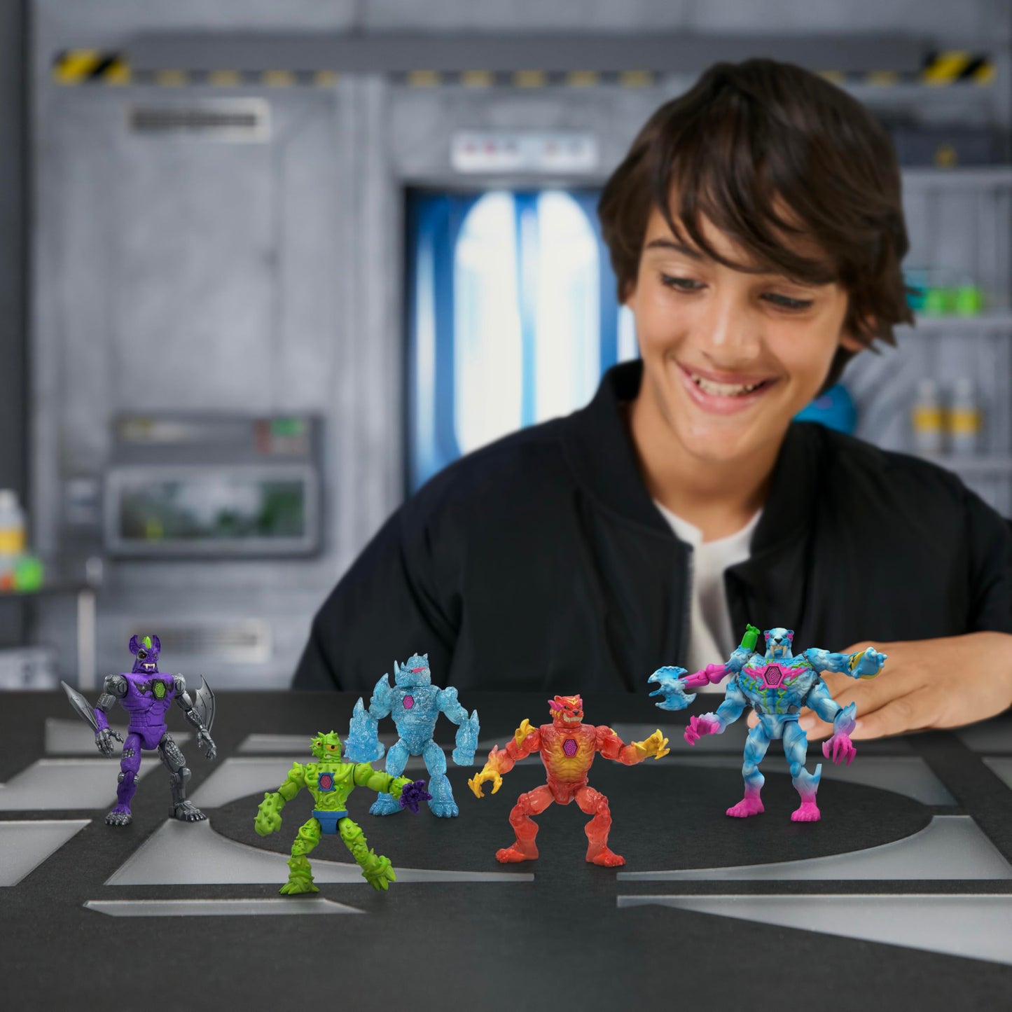 MRBEAST LAB Hybrids Mega Pack – Mix & Match 5 Beasts, Color Reveal, 30+ Collectibles