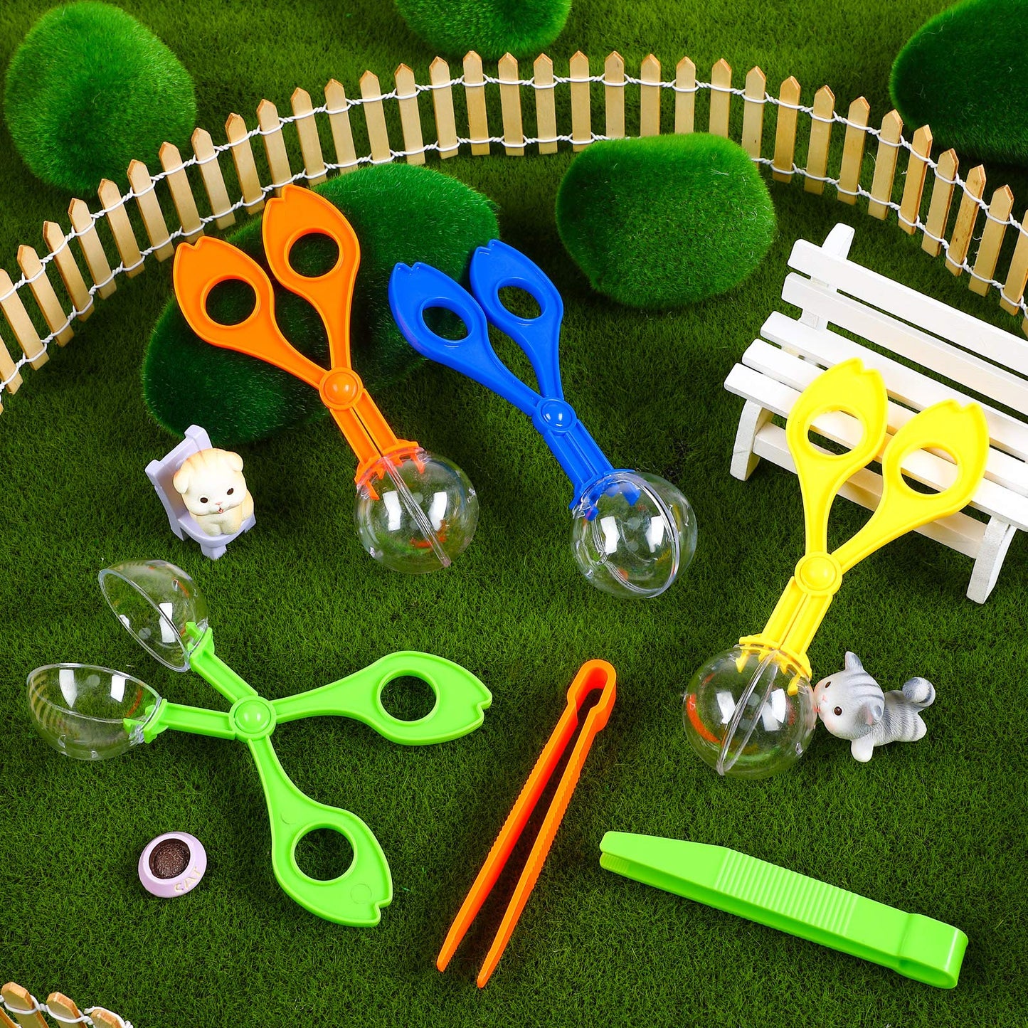 Mudder 12-Piece Fine Motor Skill Toys: Handy Scoopers & Jumbo Tweezers for Outdoor Exploration