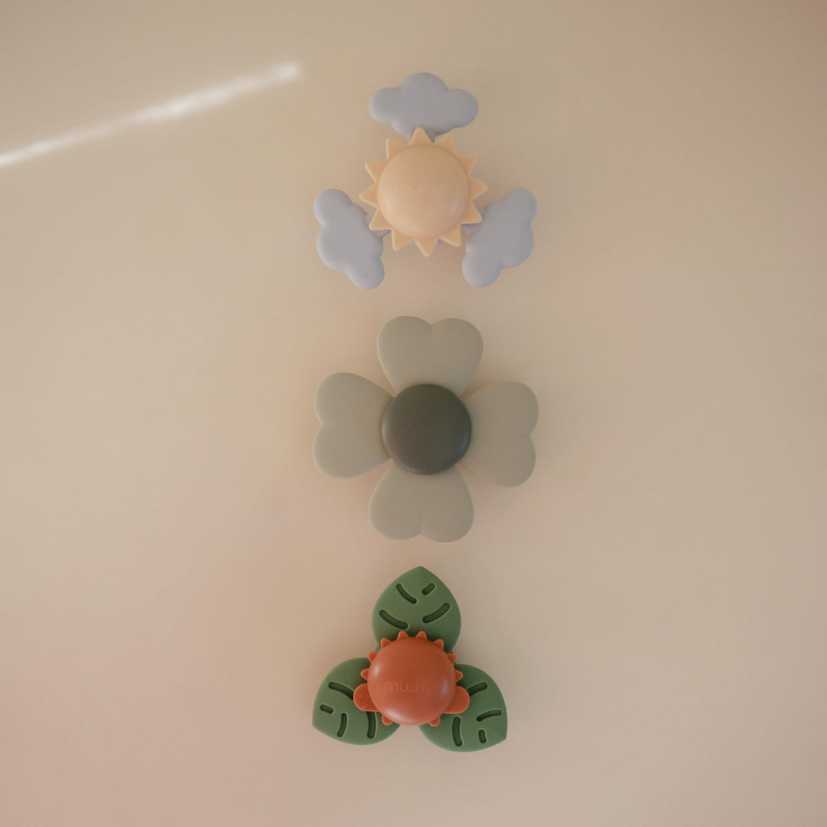 Mushie Lucky Suction Spinner Toy | Toddler Sensory Bath & Play