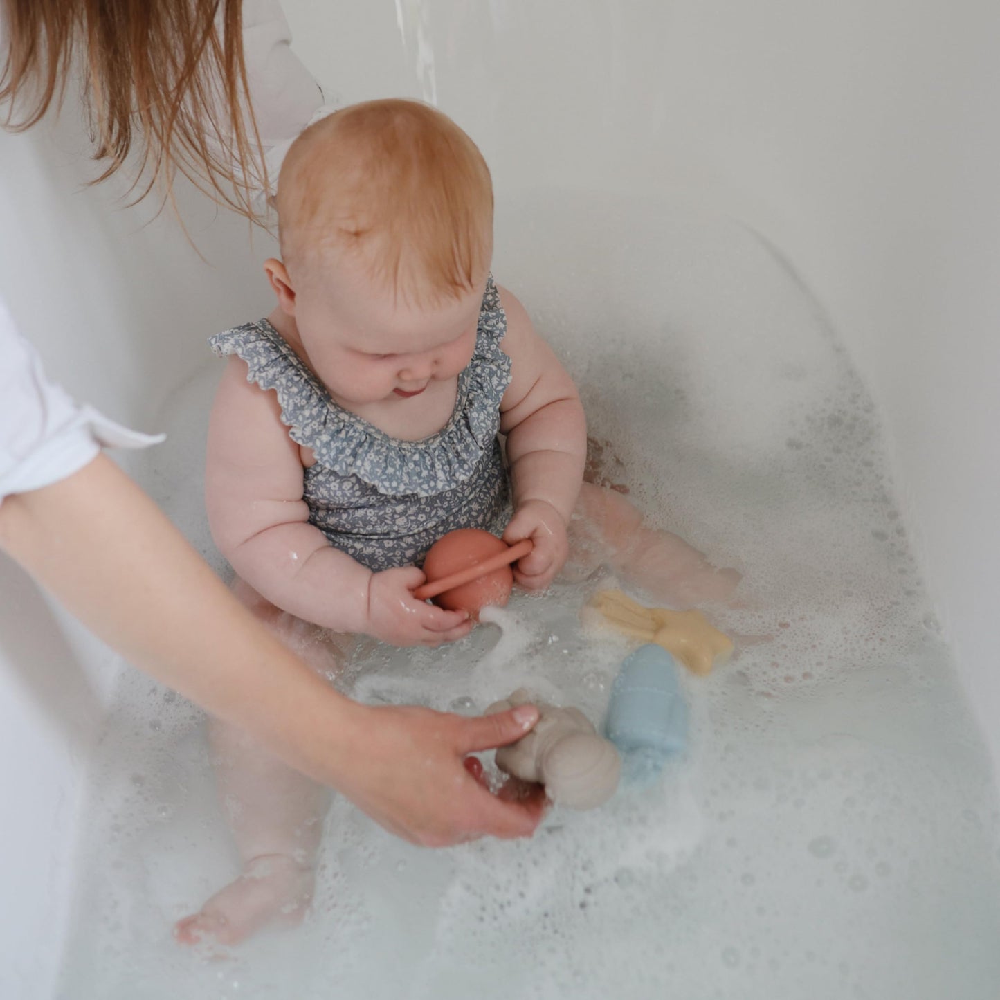 Mushie Space Bath Toys Play Set for Toddlers | 100% Food Grade Silicone | Mold-Free | Pack of 4
