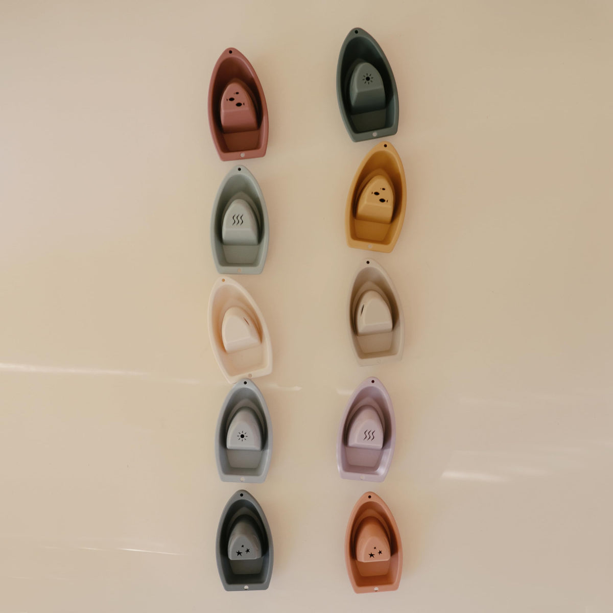 Mushie Stackable Bath Boats Toy (Rustic) – 5 Floating Bath Toys for Baby & Toddler, Made in Denmark