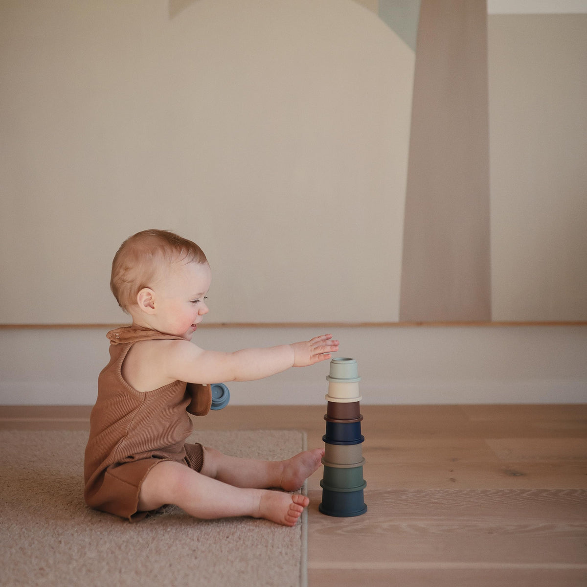 Mushie Stacking Cups Toy – 8 pcs | Forest (Denmark)