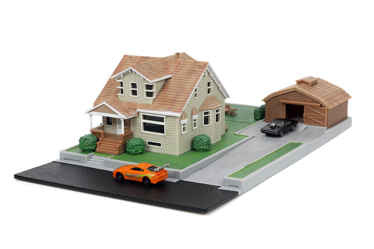 Nano Scene Jada Fast and Furious Diorama: Dom Torettos Charger and Brian Supra with 1:65 Die-Cast Cars