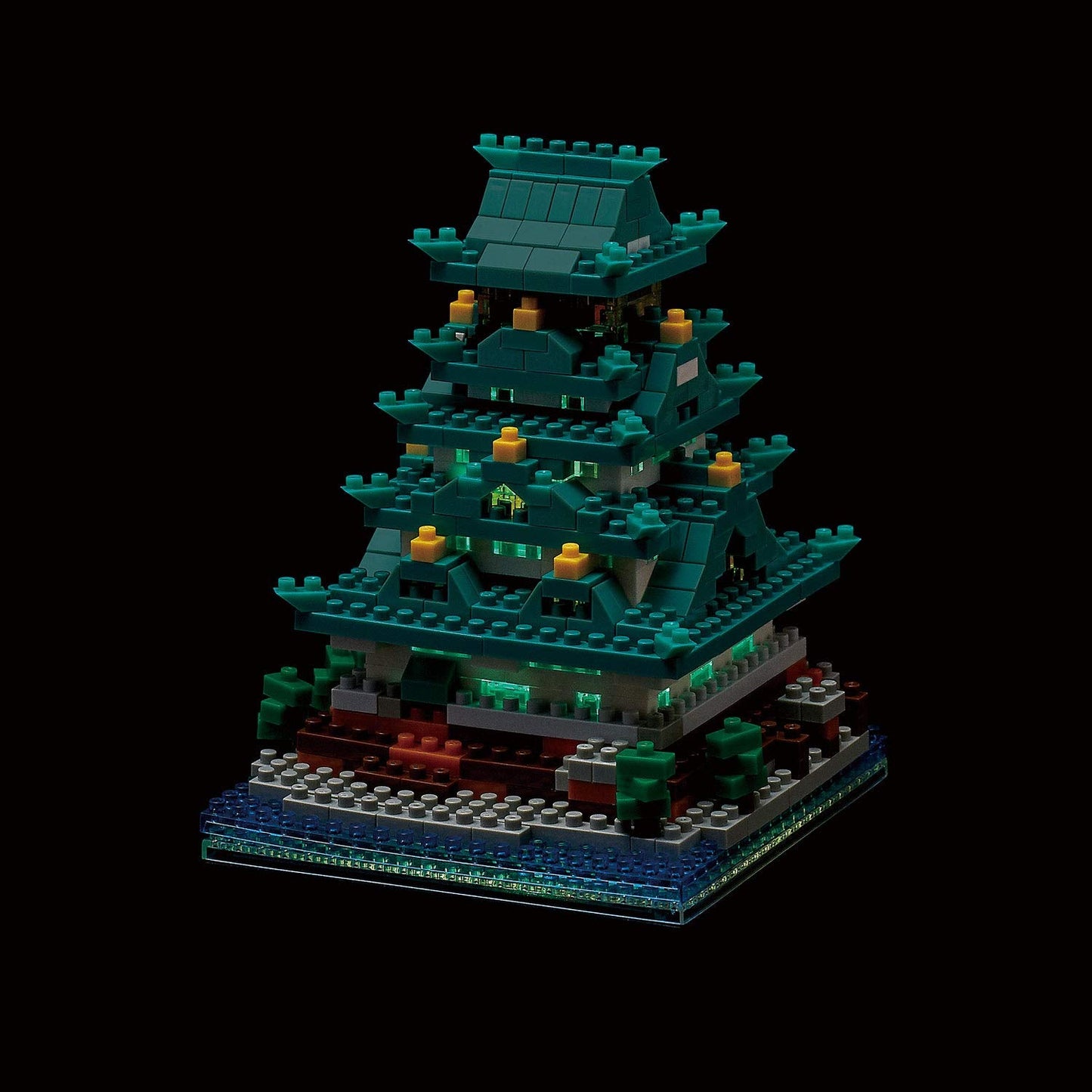Nanoblock Osaka Castle – World Famous Buildings | Sight to See Series Kit (520 pieces)