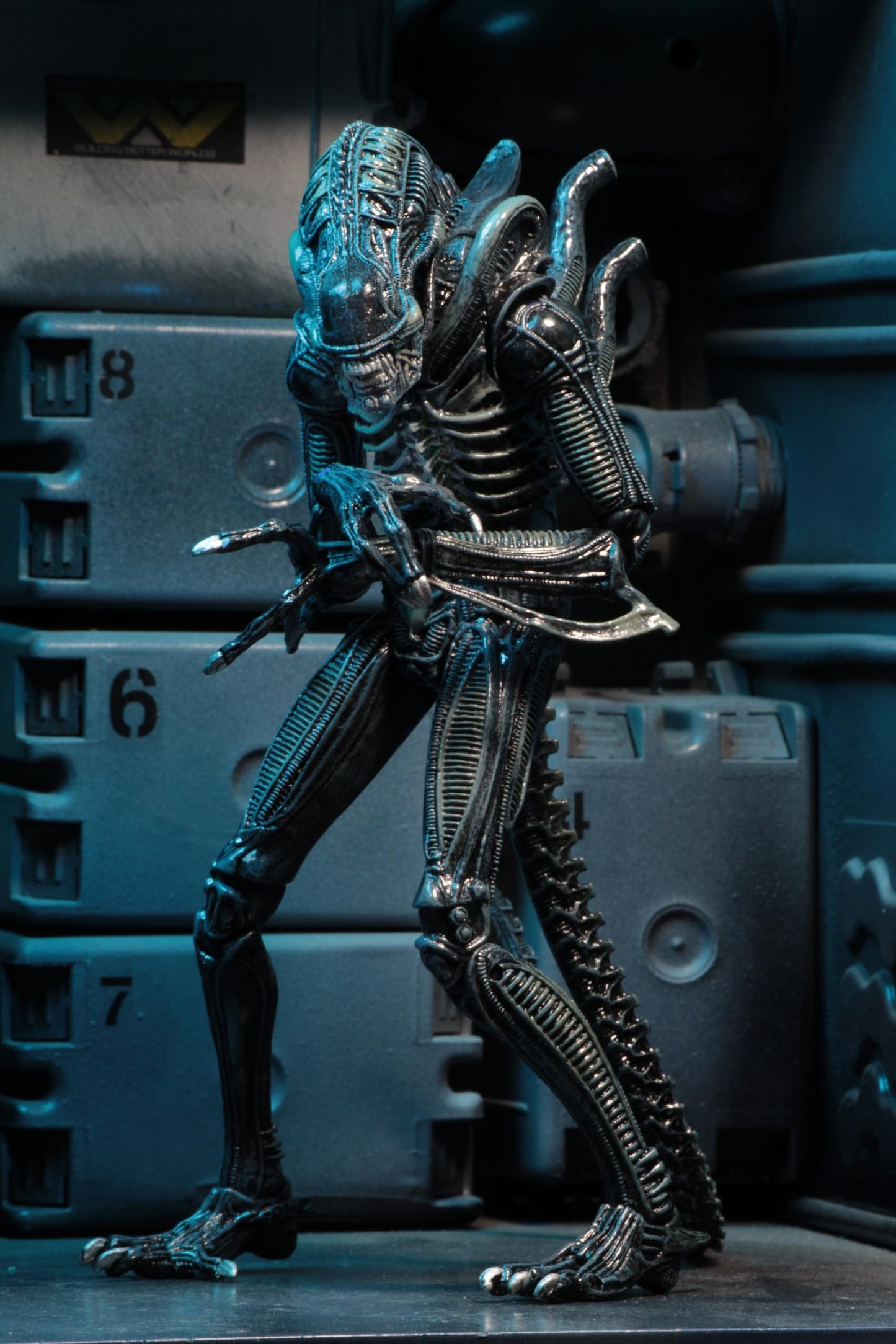 NECA Alien 7-inch Ultimate Warrior Blue Alien (1986) Figure