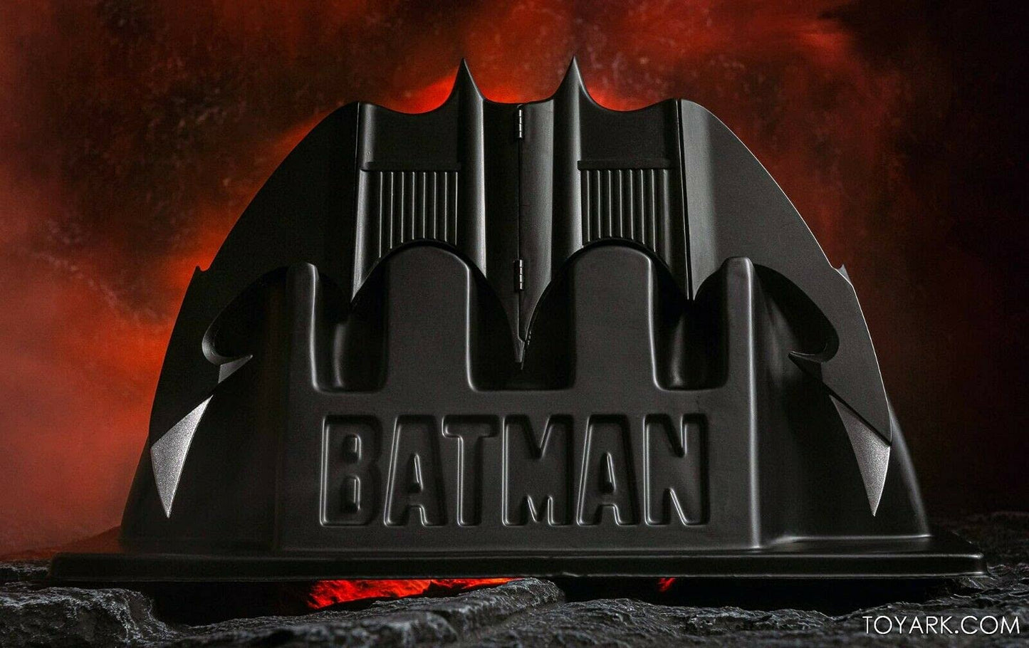 NECA Batman 1989 Batarang Prop Replica 8d7 7-Inch Display Collectible
