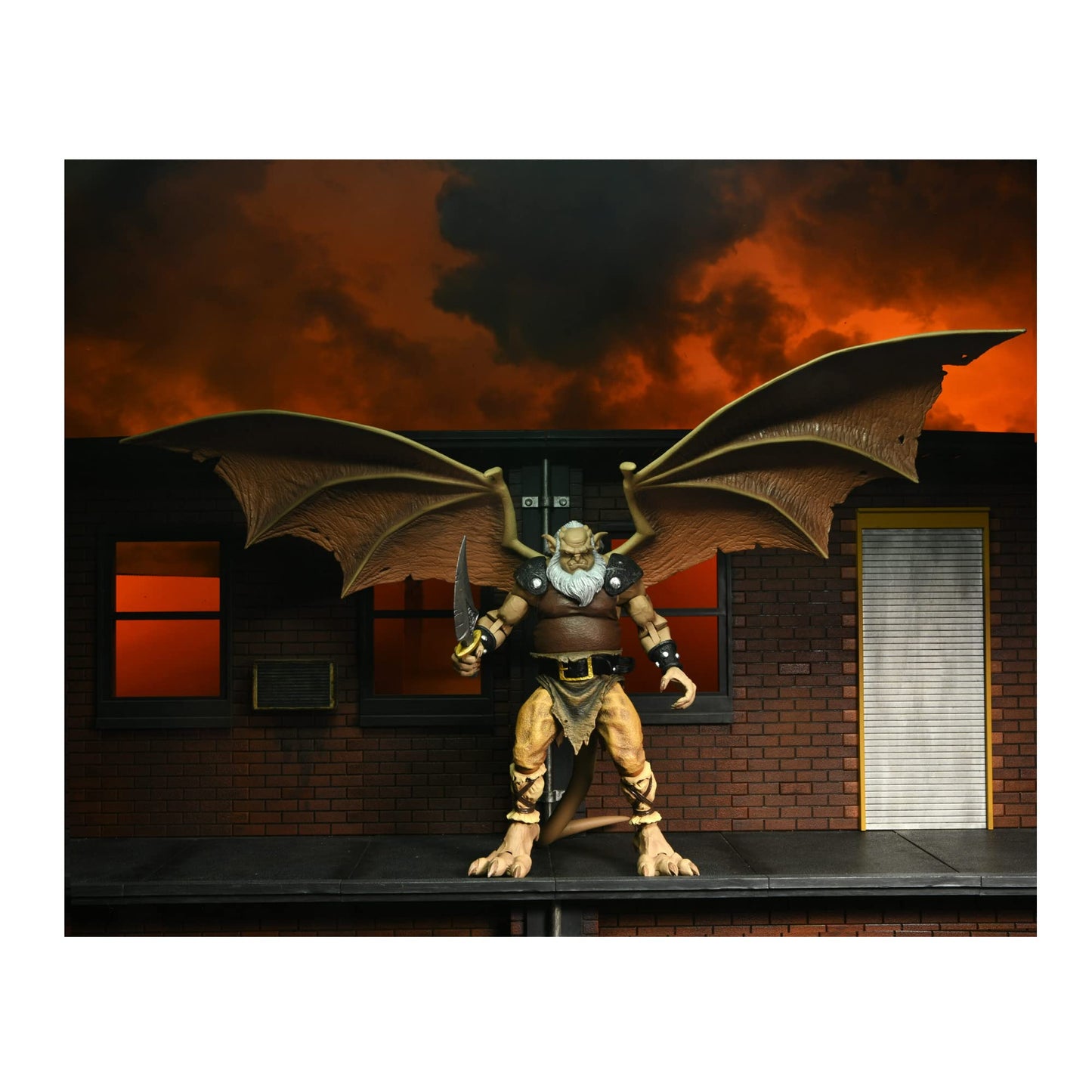 NECA Gargoyles Hudson 7-Inch Ultimate Action Figure - Fully Articulated, Wings, and Interchangeable Head