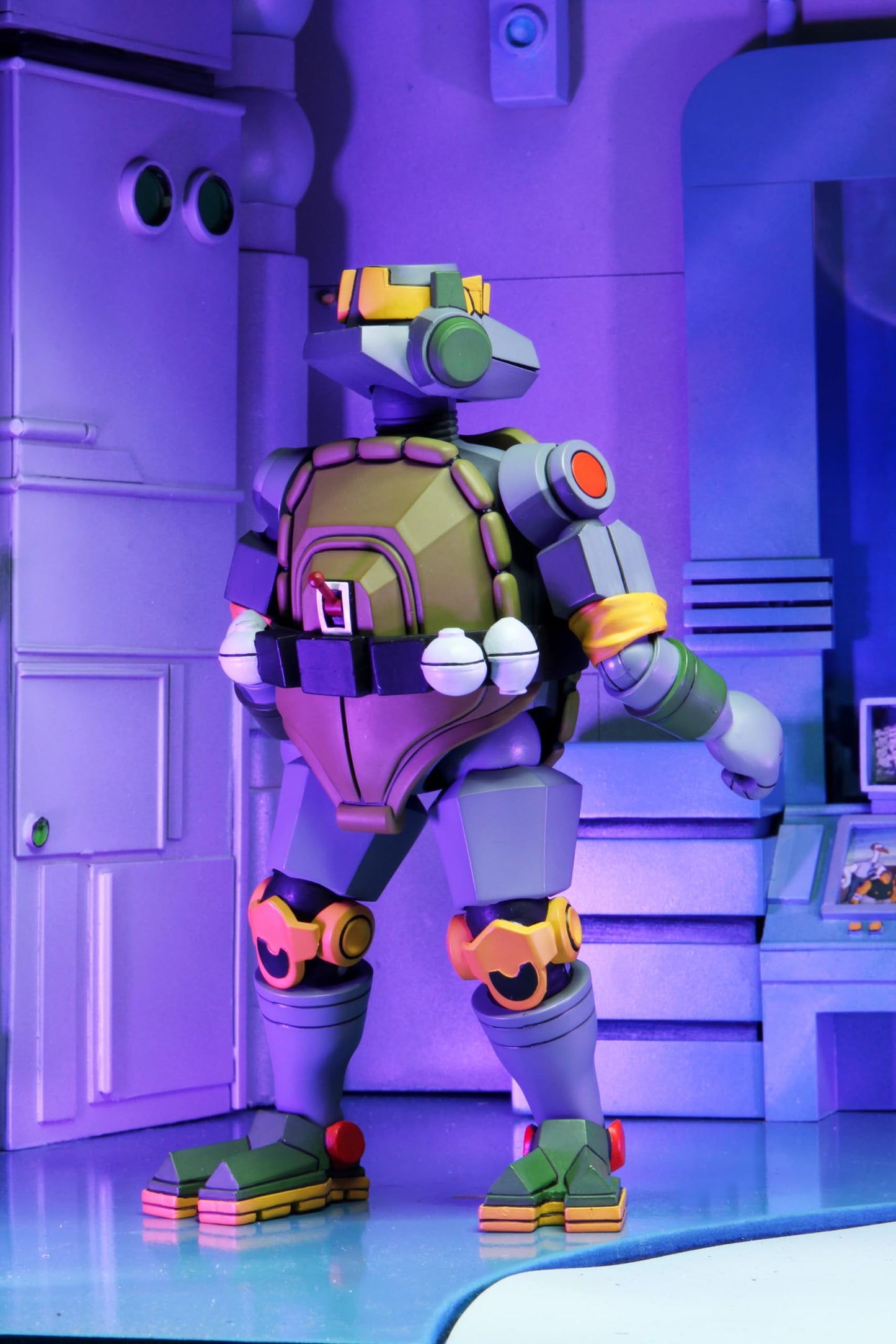 NECA 7-Inch Mighty Metalhead Ultimate Action Figure - TMNT Deluxe Collectible