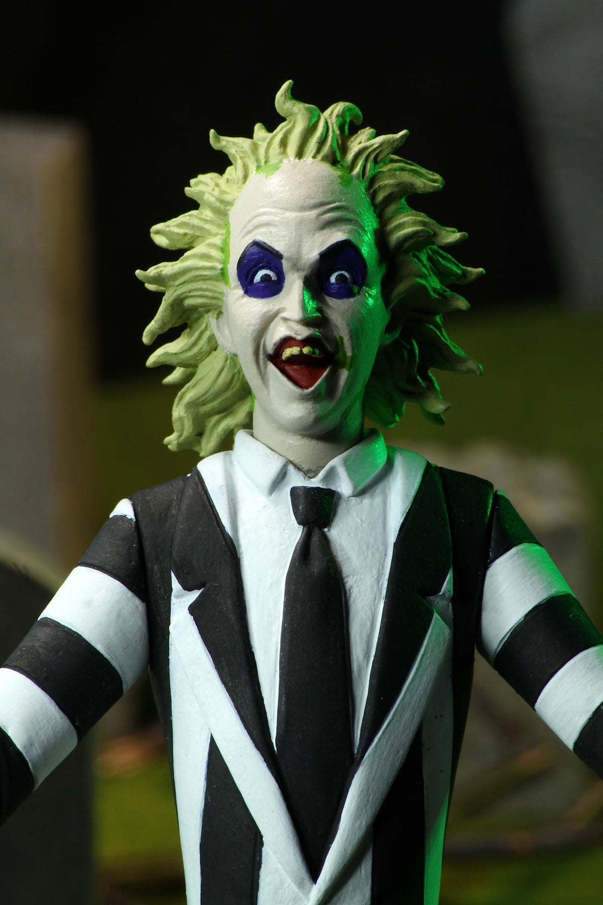 NECA Toony Terrors Series 4 Beetlejuice 6-Inch Action Figure | Officially Licensed