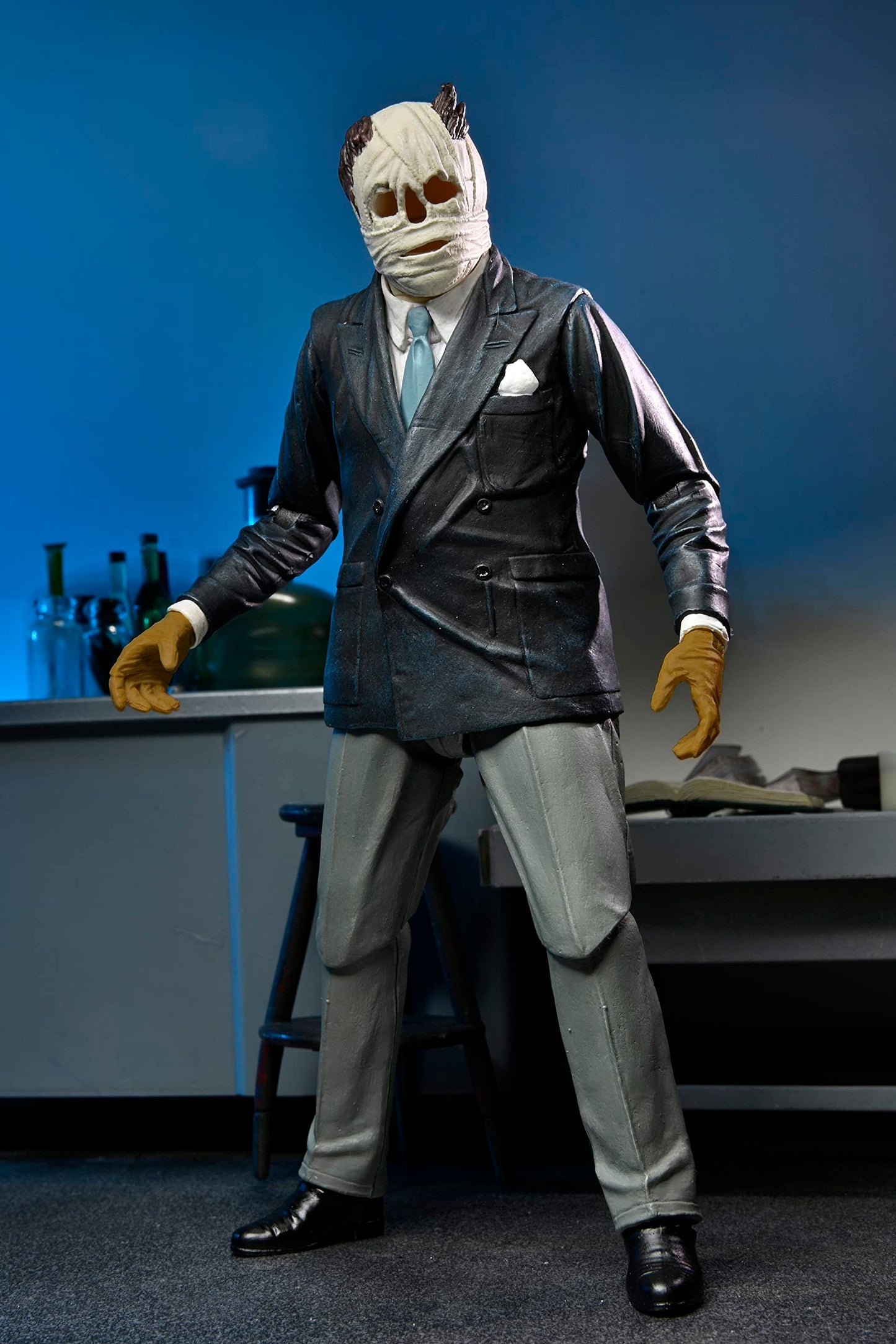 NECA Universal Monsters 7-Inch Ultimate Invisible Man Action Figure | Color