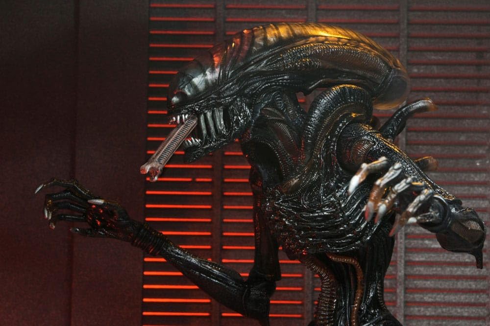 NECA Xenomorph Alien Romulus Action Figure 18 cm – Collectible Figure