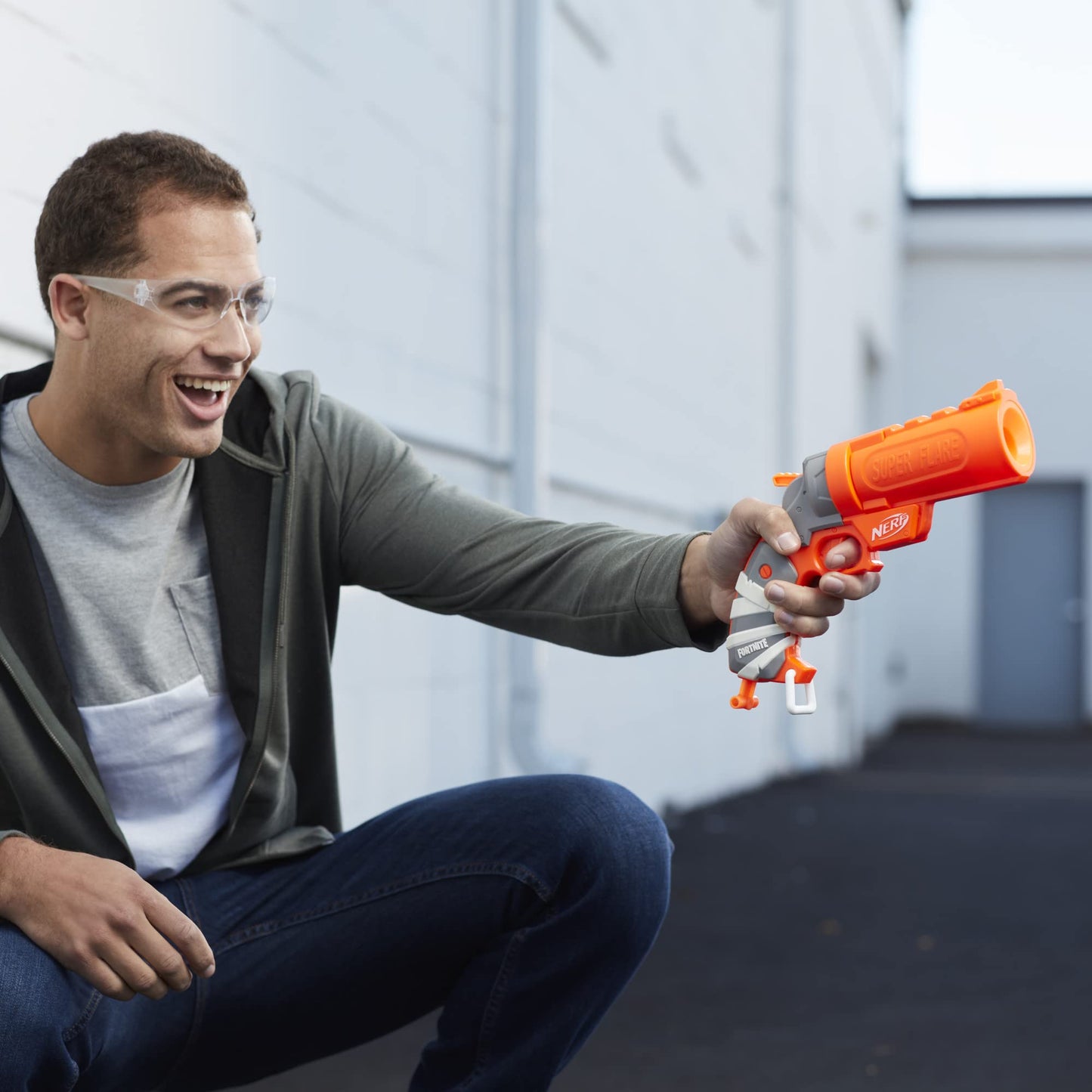 Nerf Fortnite Flare Dart Blaster – Break-Open Loading & Whistle Darts